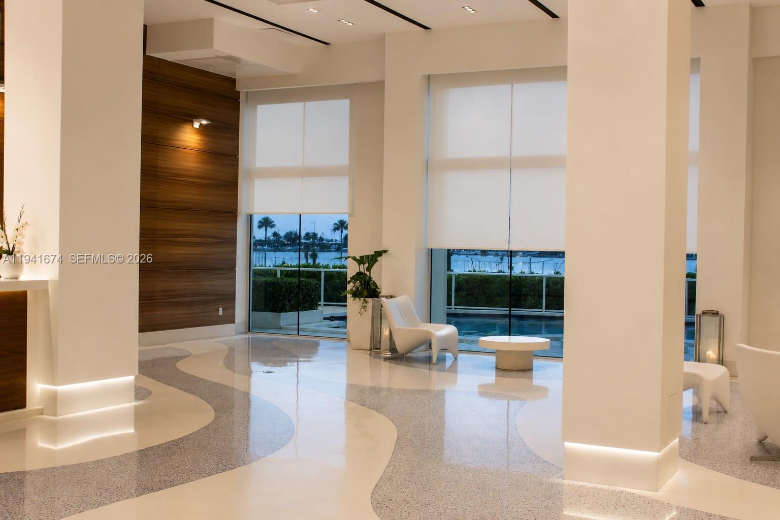 650 West Ave # 810