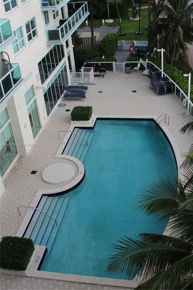 650 West Ave # 810