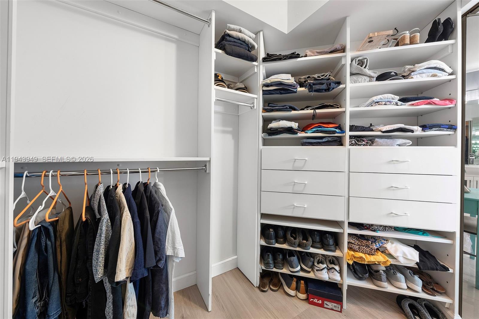 19101 NE Mystic Pointe Drive # 901