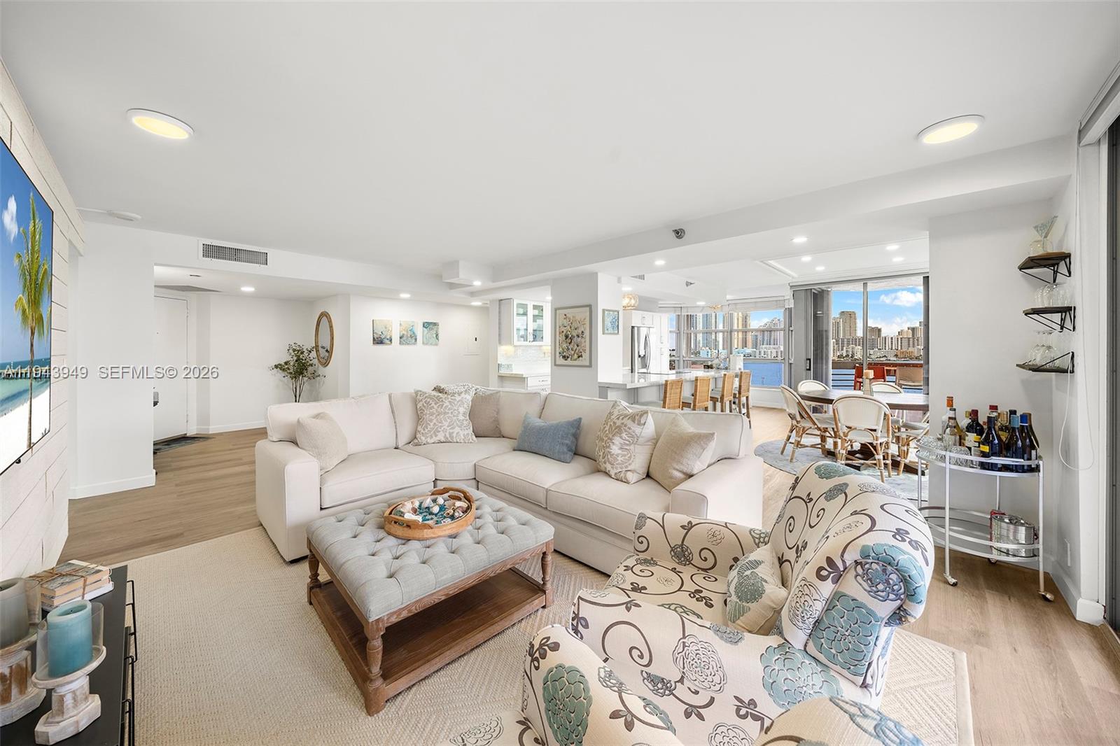 19101 NE Mystic Pointe Drive # 901