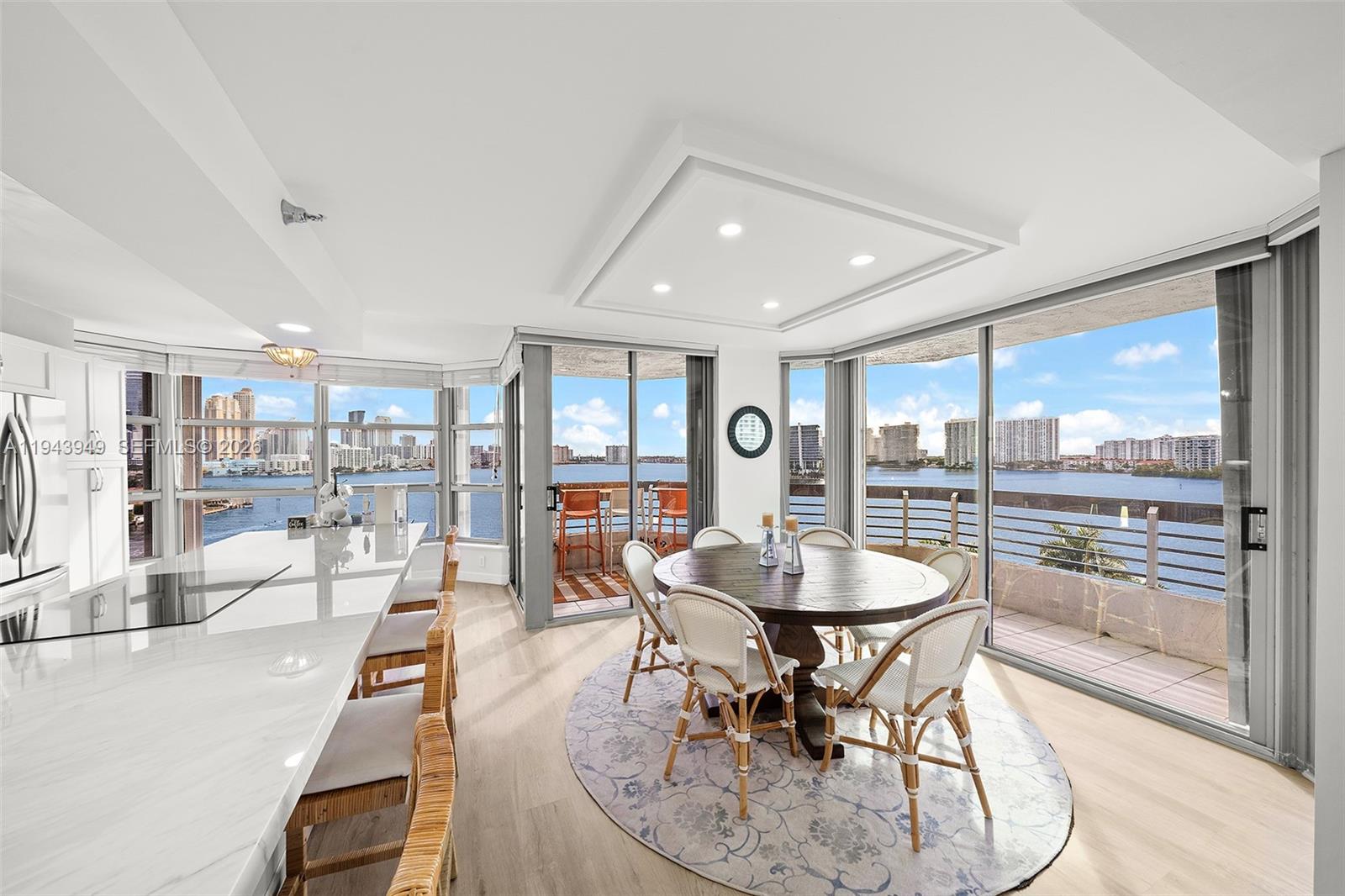 19101 NE Mystic Pointe Drive # 901