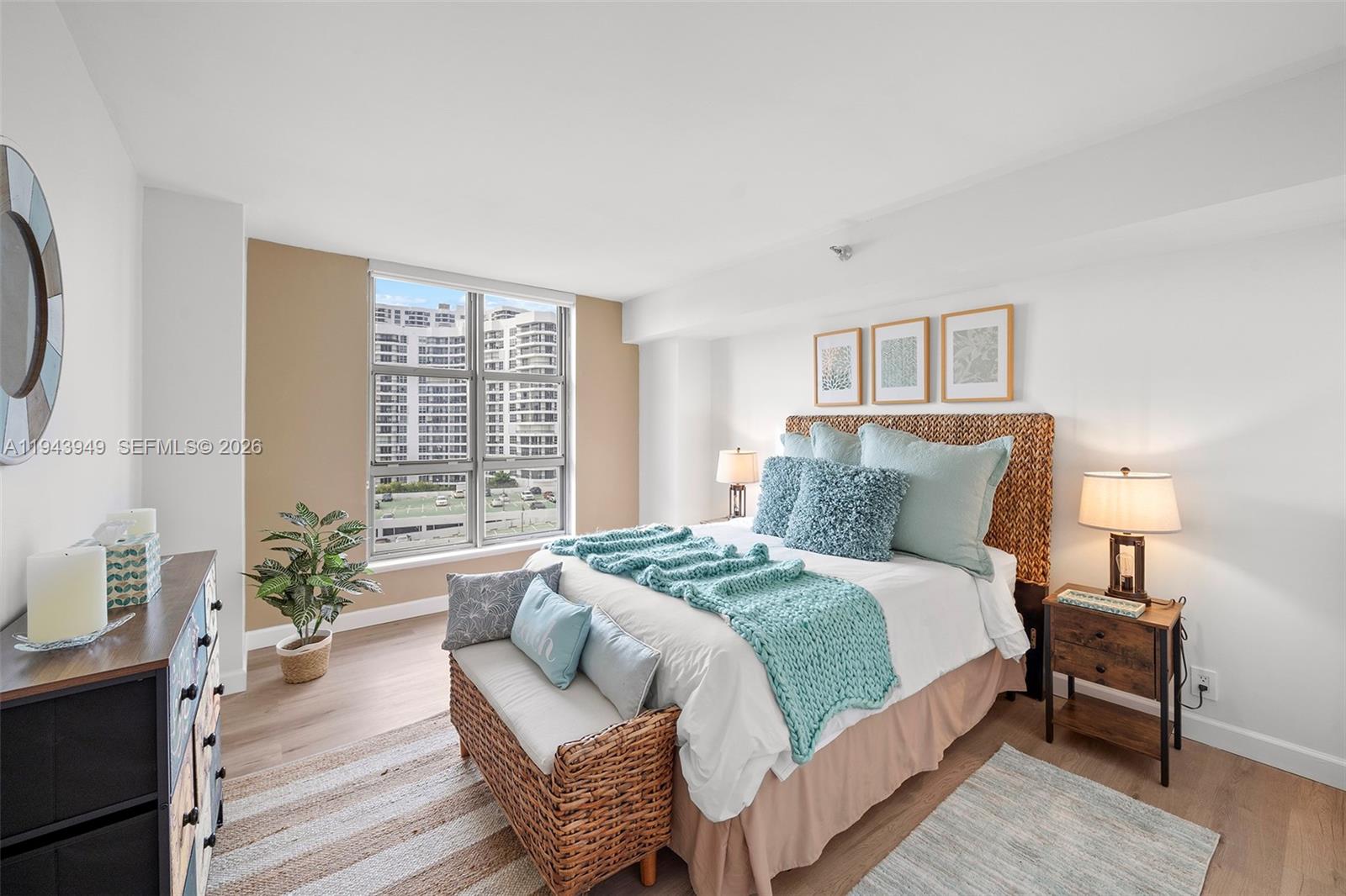 19101 NE Mystic Pointe Drive # 901