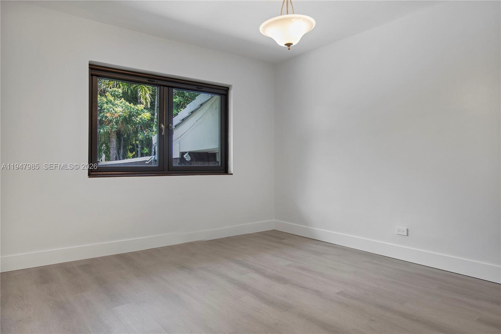 4530 N Jefferson Ave