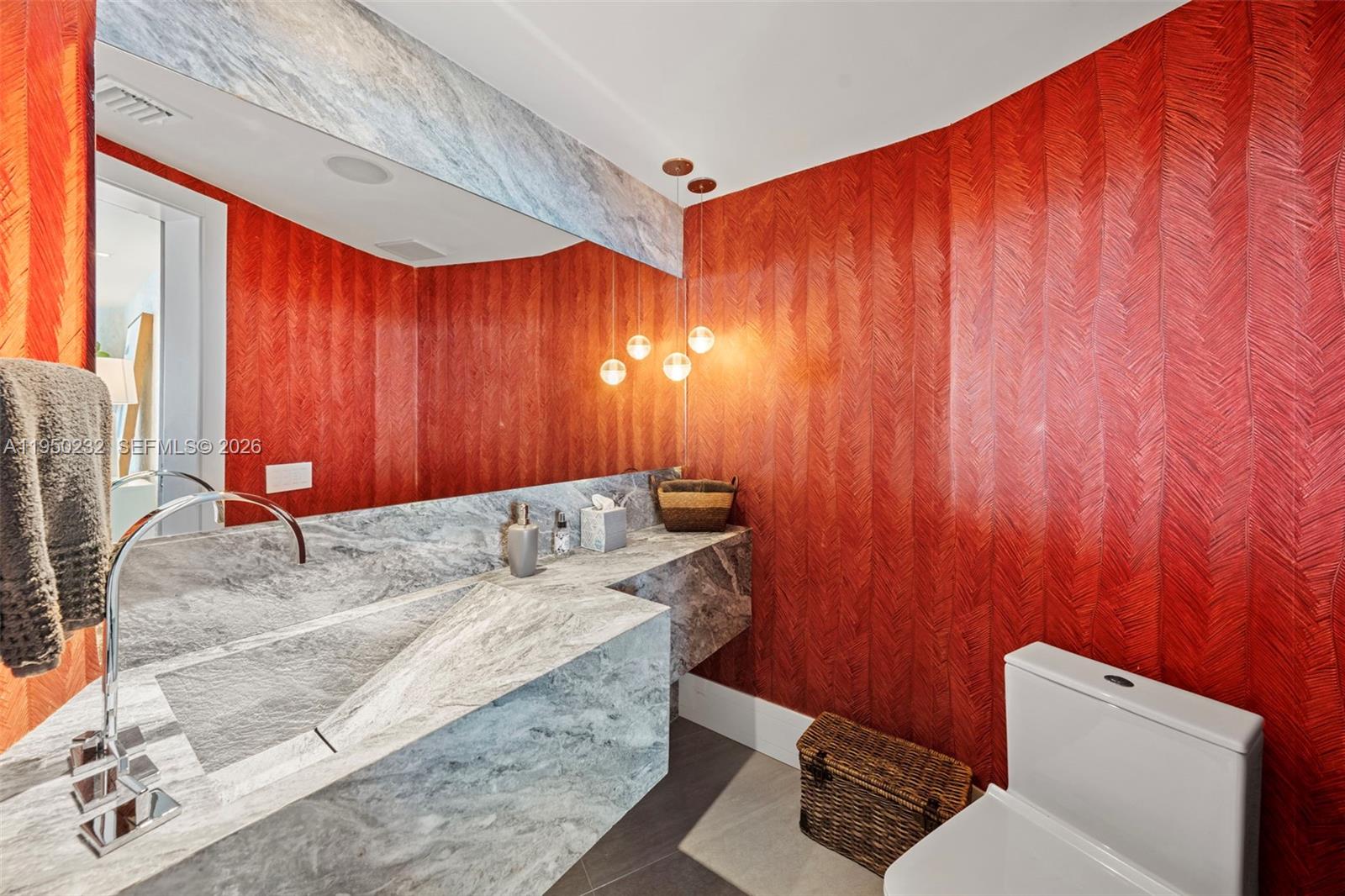 1000 S Pointe Dr # 2802