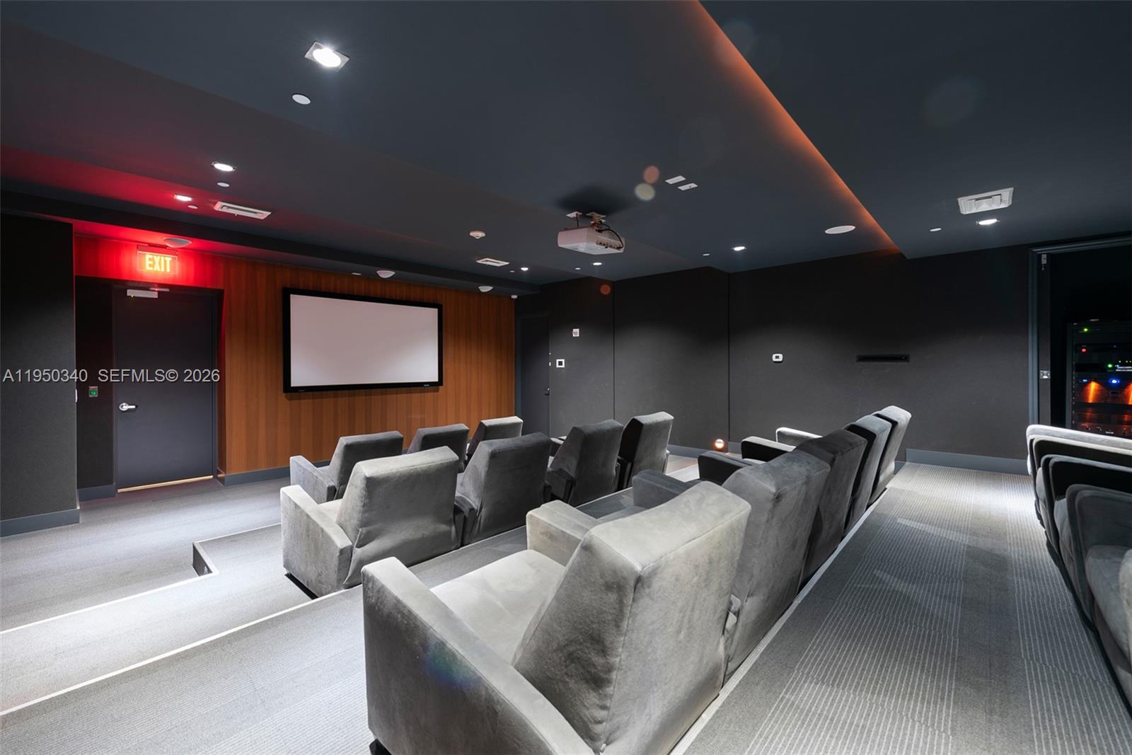 500 Brickell Ave # 2901