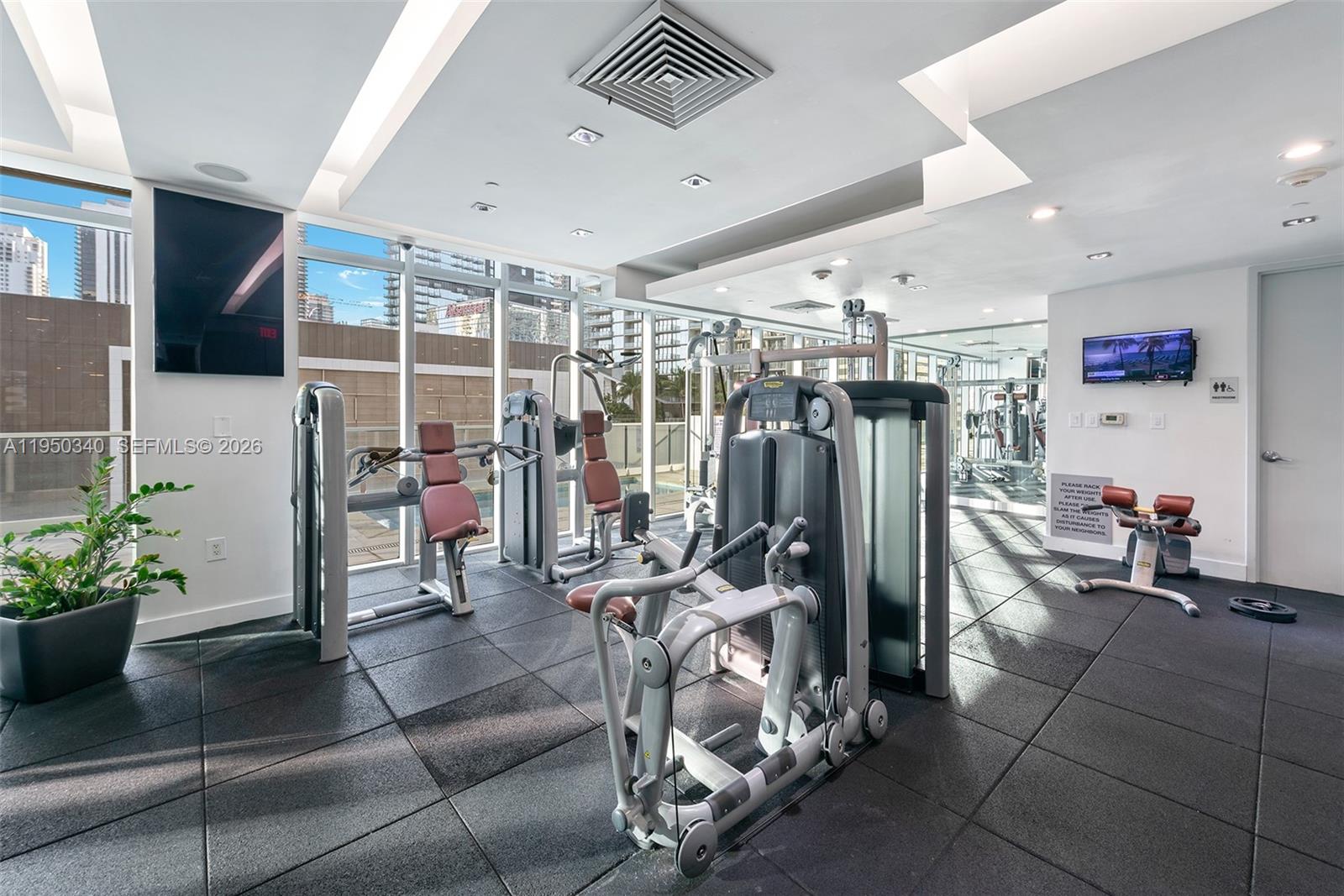 500 Brickell Ave # 2901