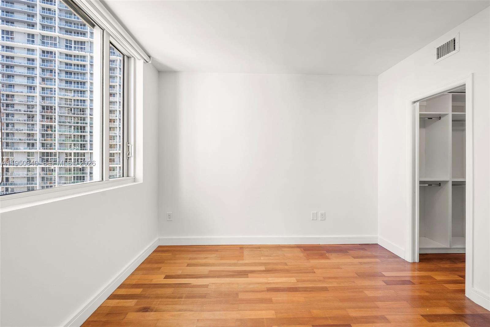 500 Brickell Ave # 2901