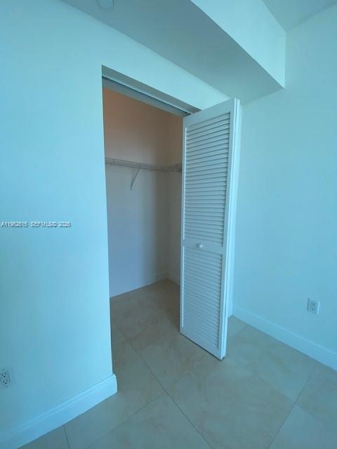 950 Brickell Bay Dr # 4002