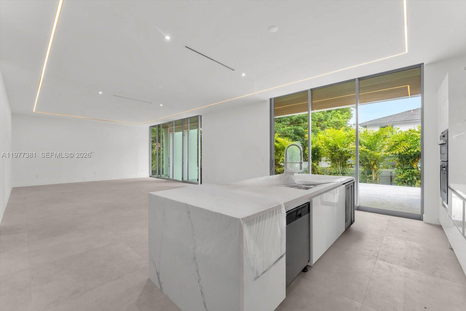7701 Coquina Dr