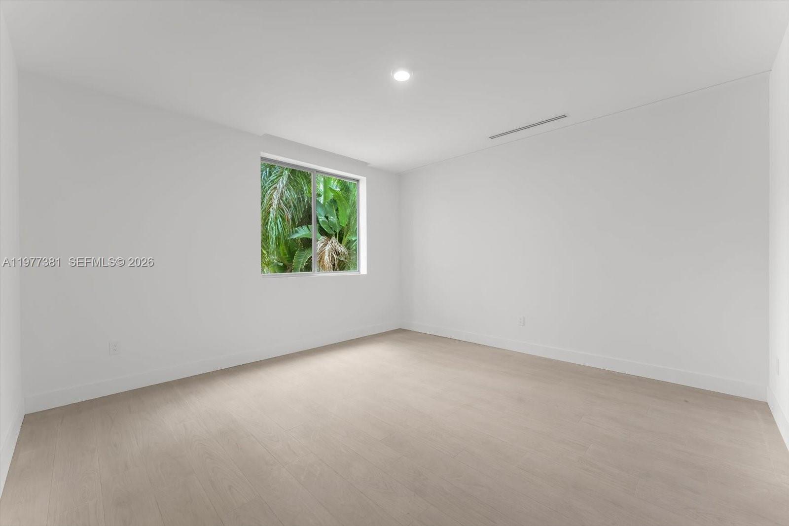 7701 Coquina Dr
