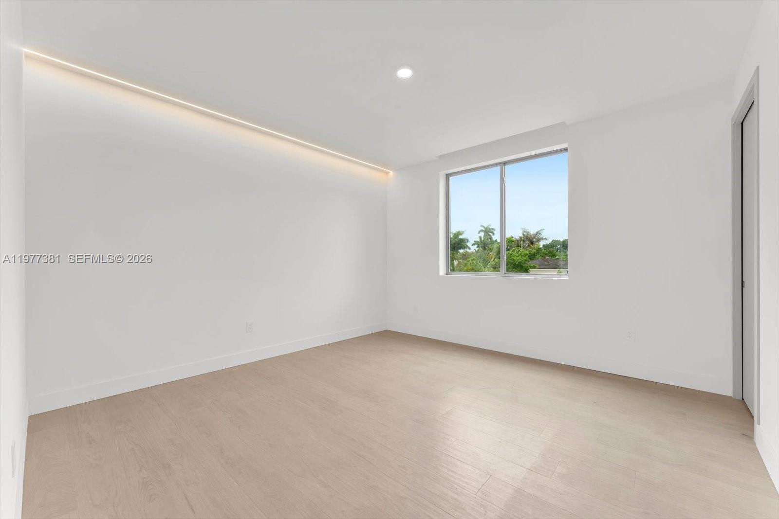 7701 Coquina Dr
