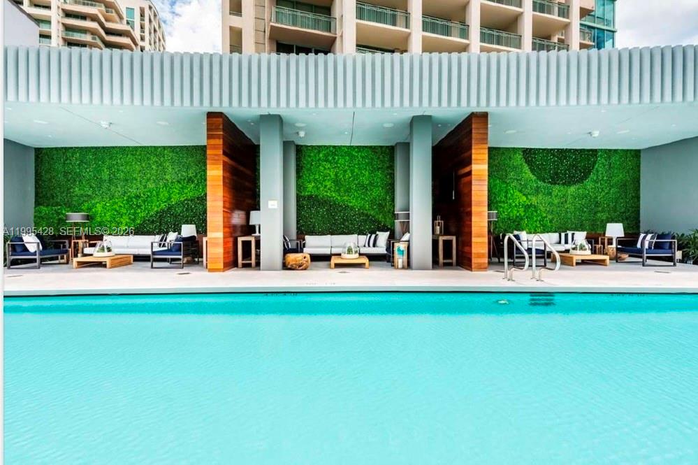 2831 S Bayshore Dr # 406