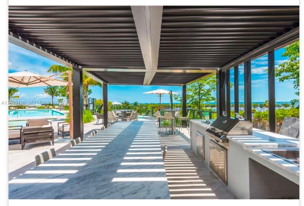 2831 S Bayshore Dr # 406