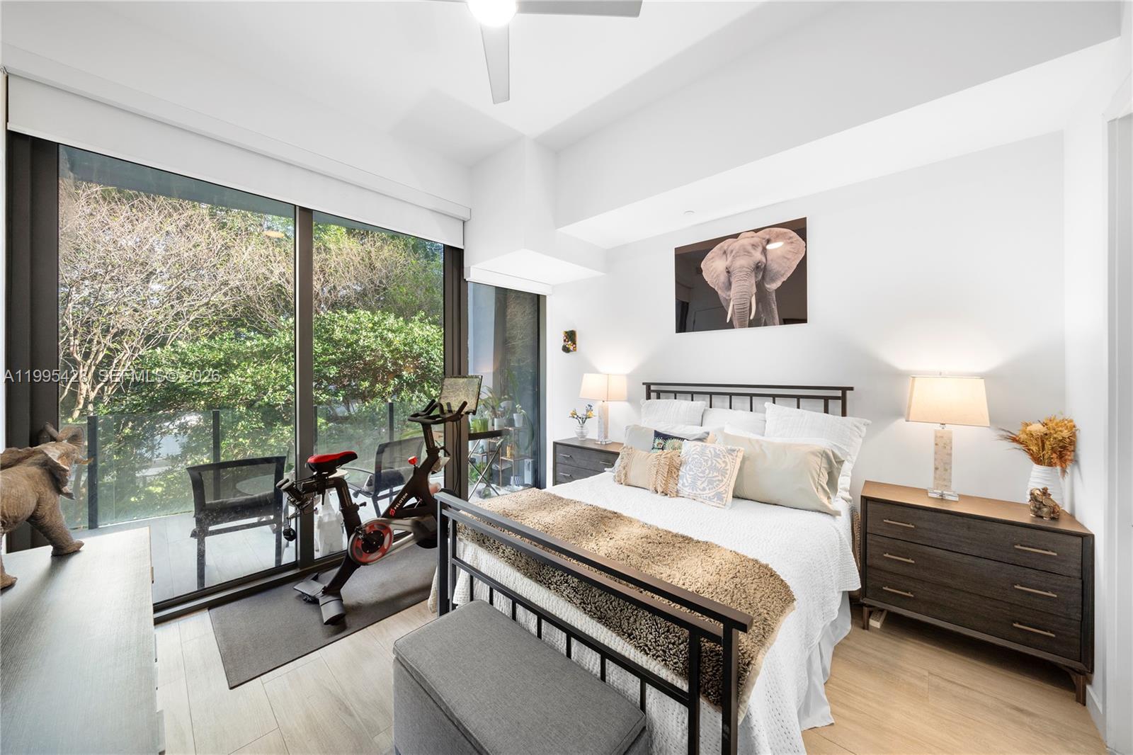 2831 S Bayshore Dr # 406