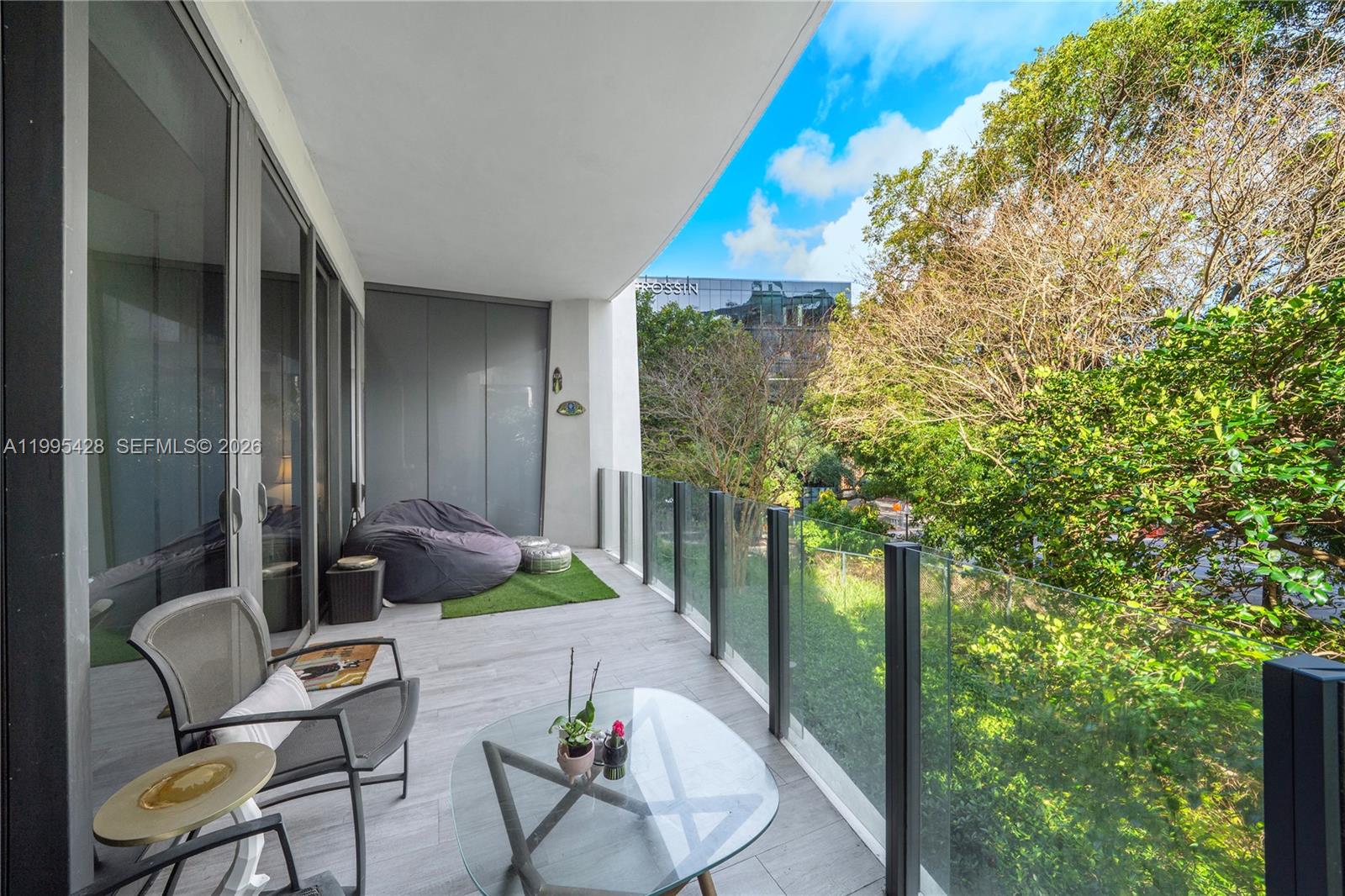 2831 S Bayshore Dr # 406