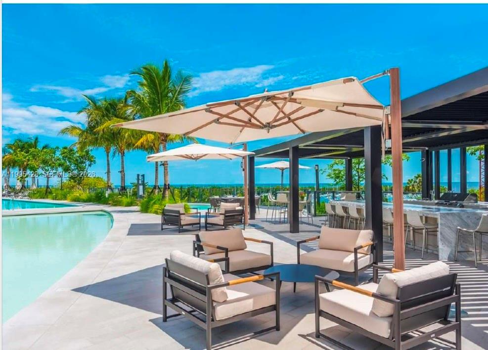 2831 S Bayshore Dr # 406