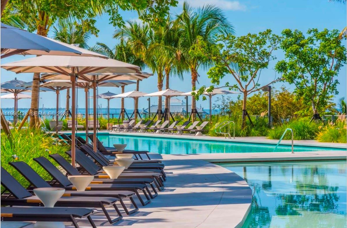 2831 S Bayshore Dr # 406