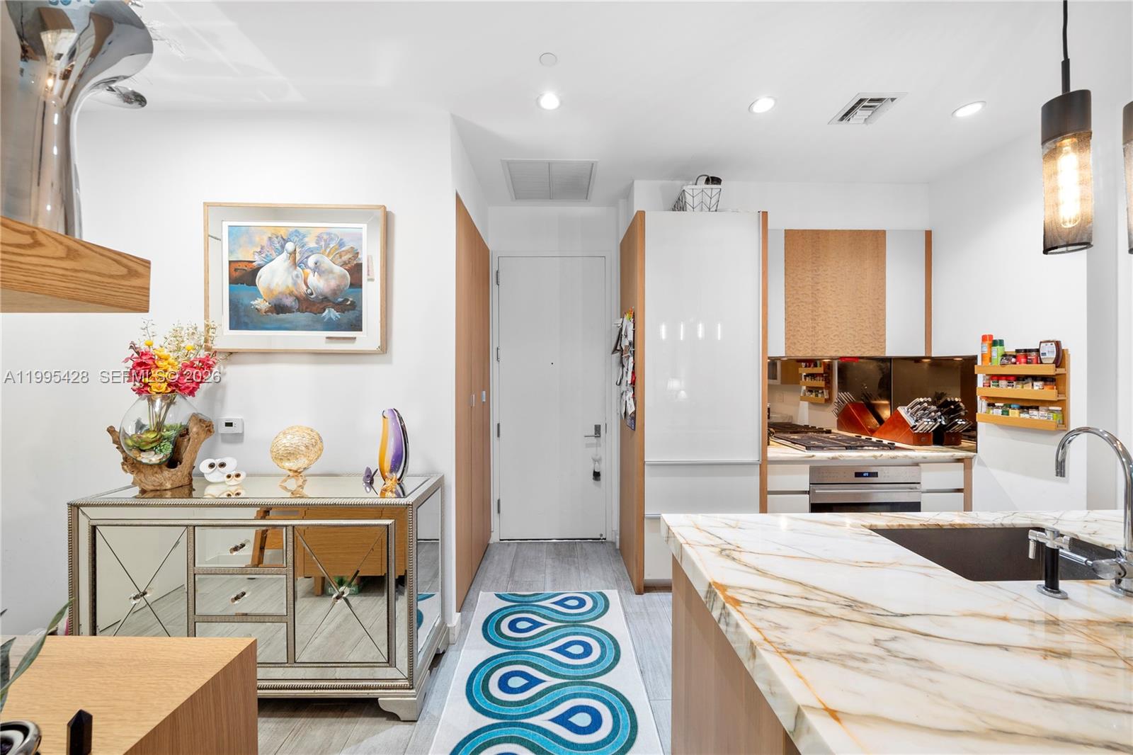 2831 S Bayshore Dr # 406