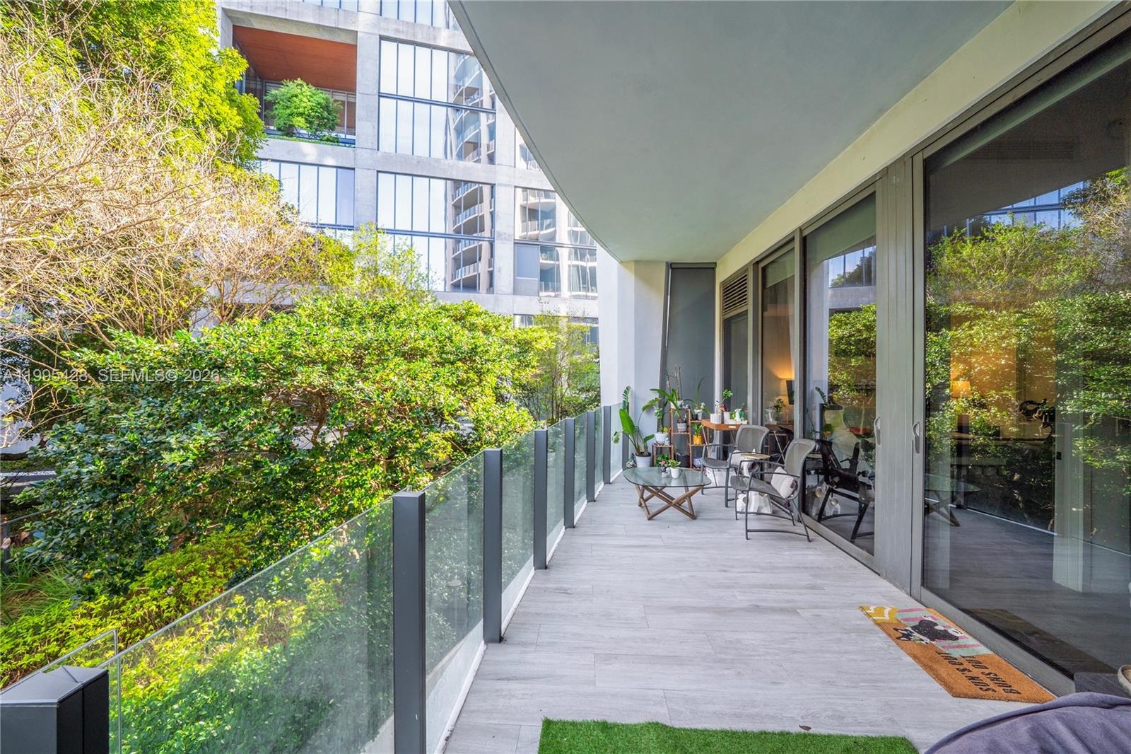 2831 S Bayshore Dr # 406