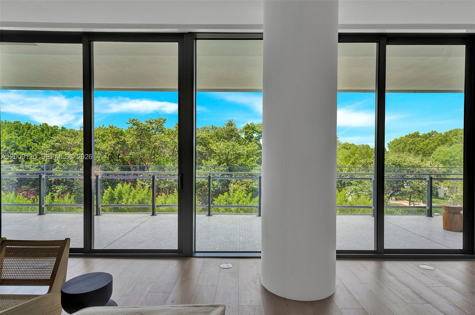 8701 Collins Ave # 304