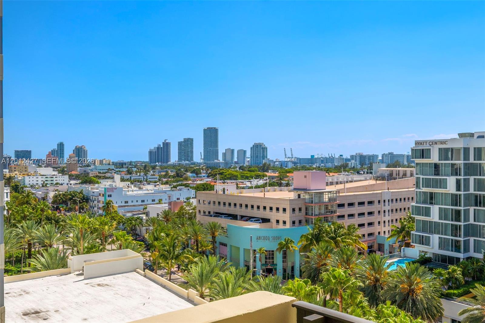 1621 Collins Ave Unit: PH1002