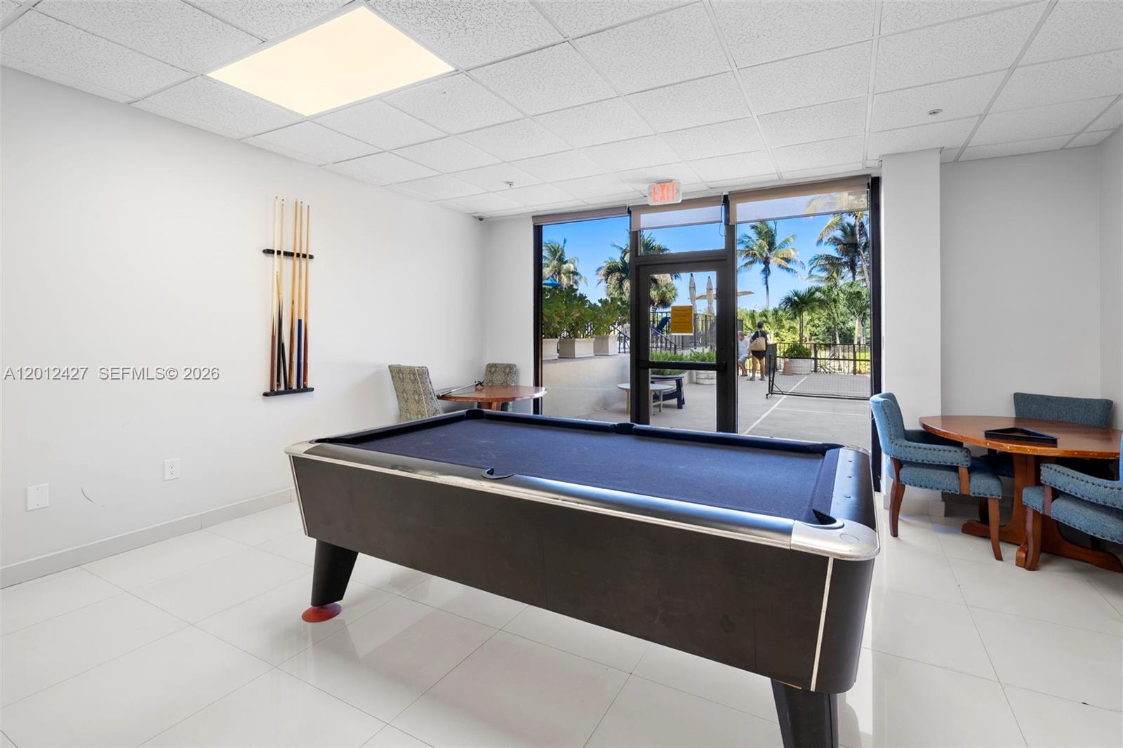 1621 Collins Ave Unit: PH1002