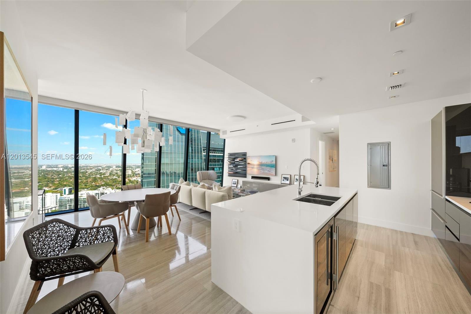 1451 Brickell Ave # 4103