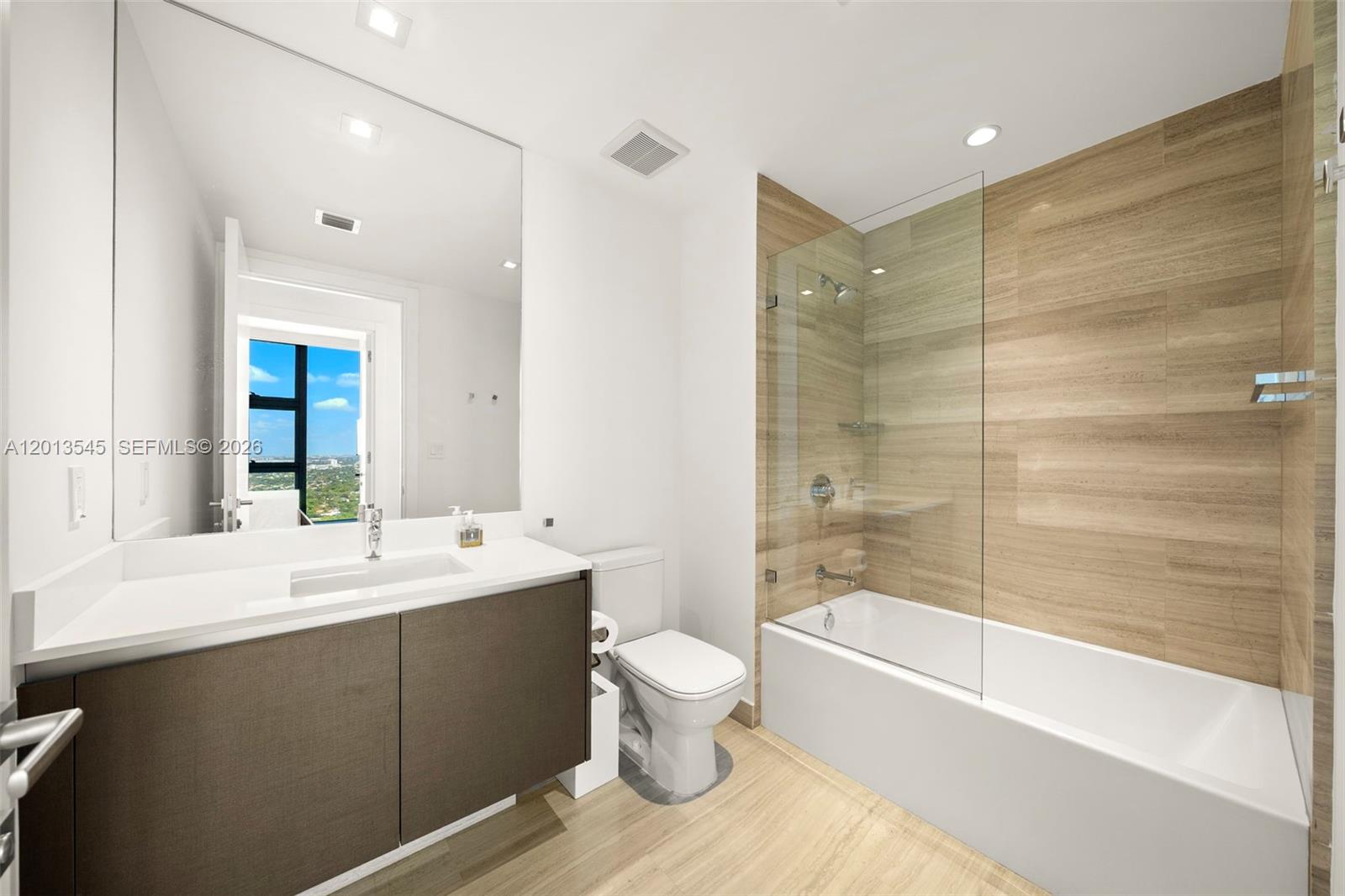 1451 Brickell Ave # 4103