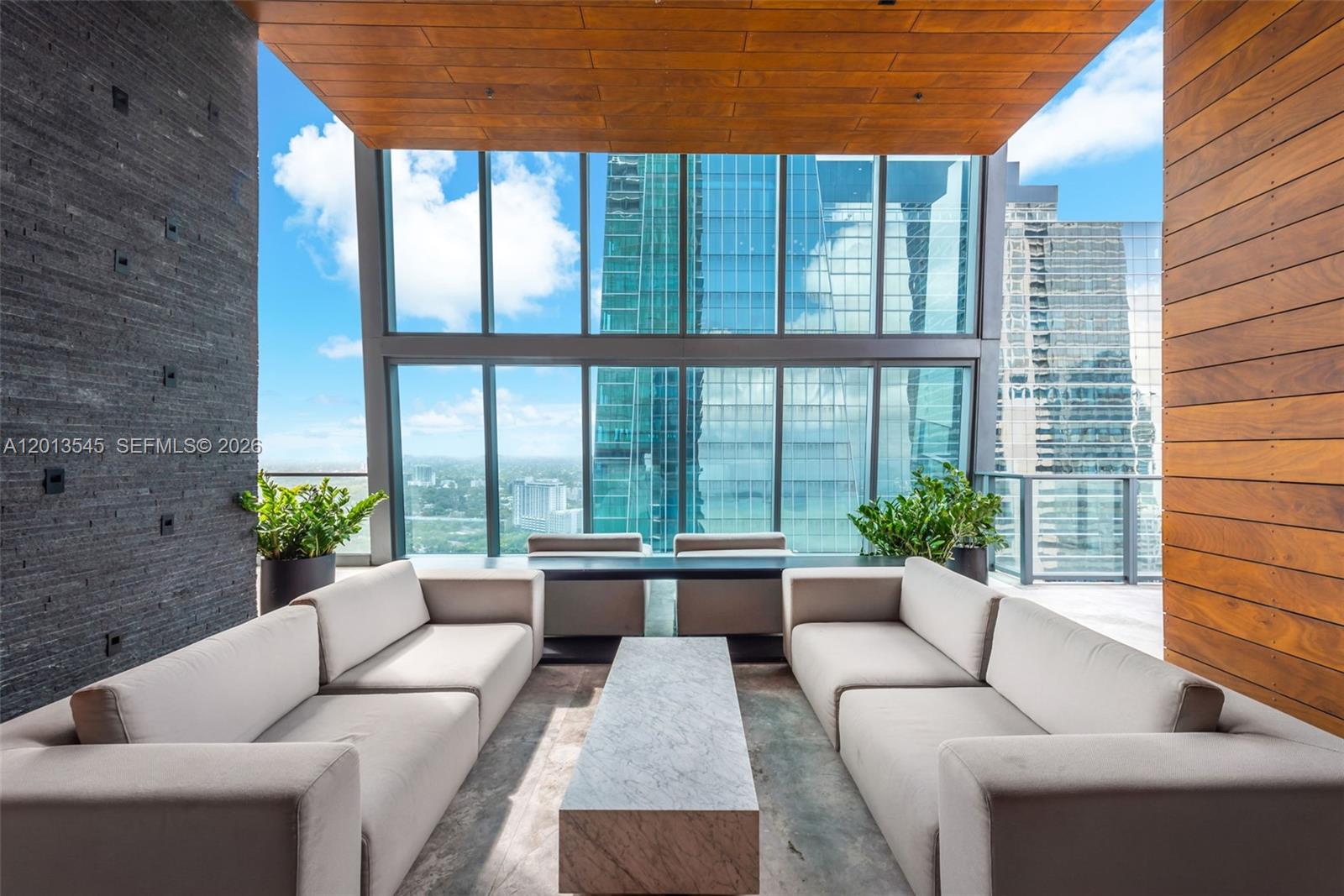 1451 Brickell Ave # 4103