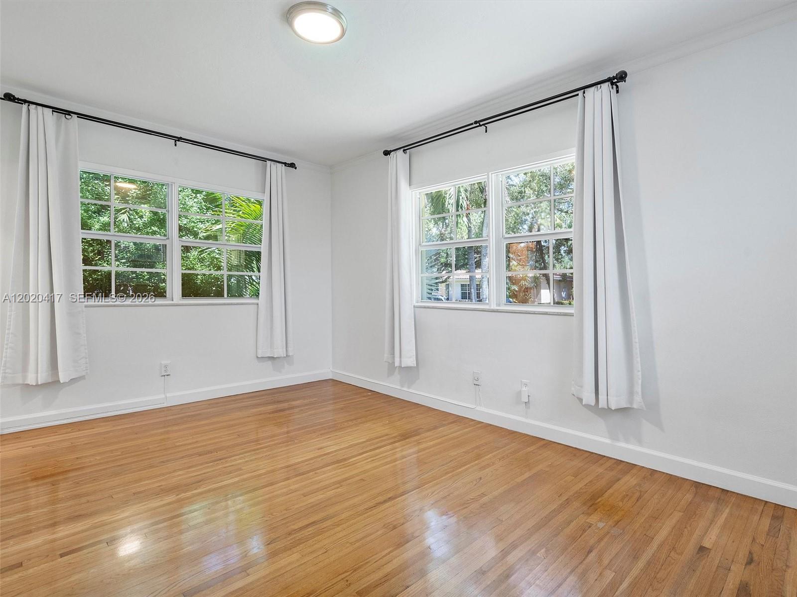 731 Sistina AV # 0