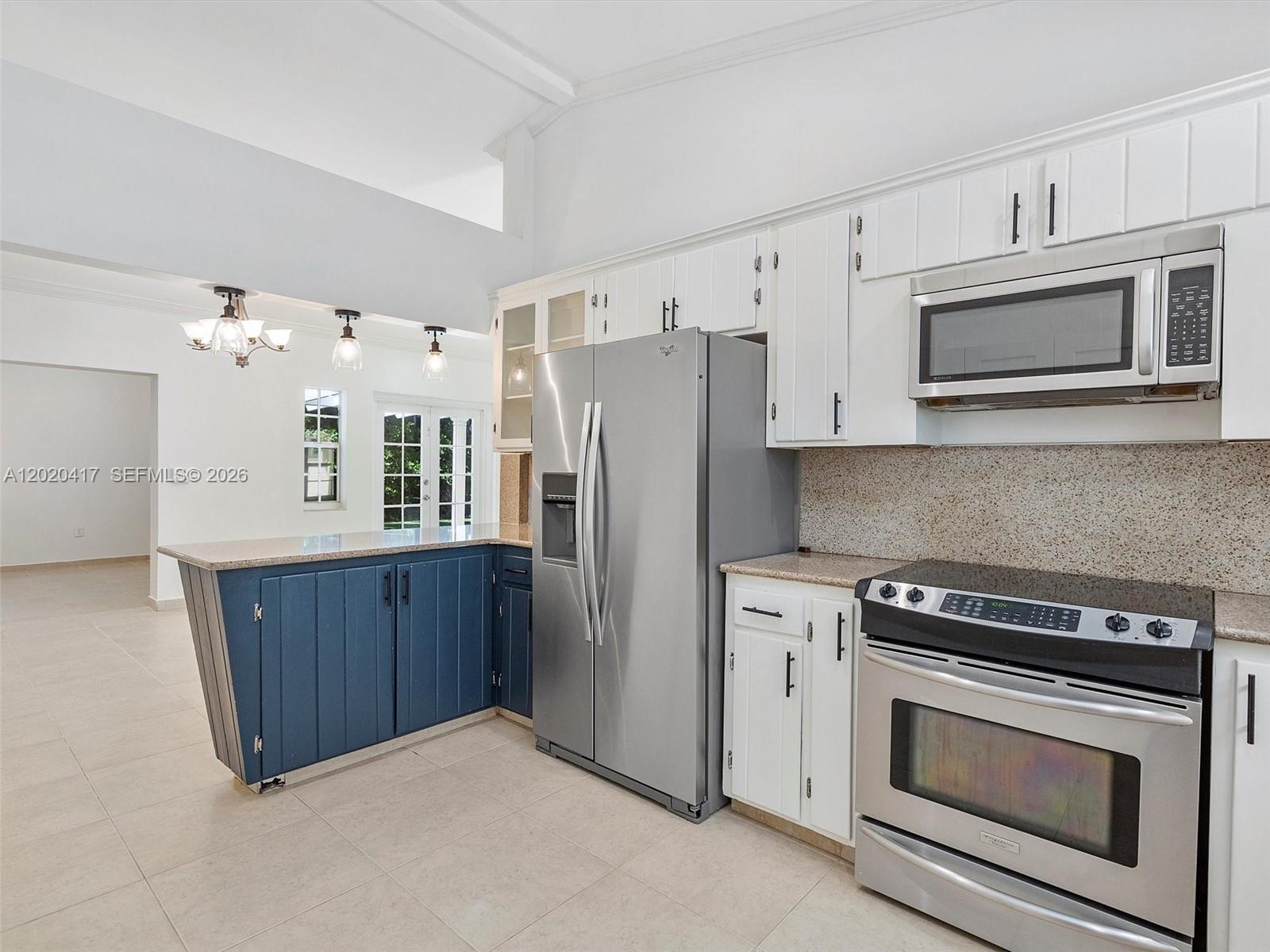 731 Sistina AV # 0