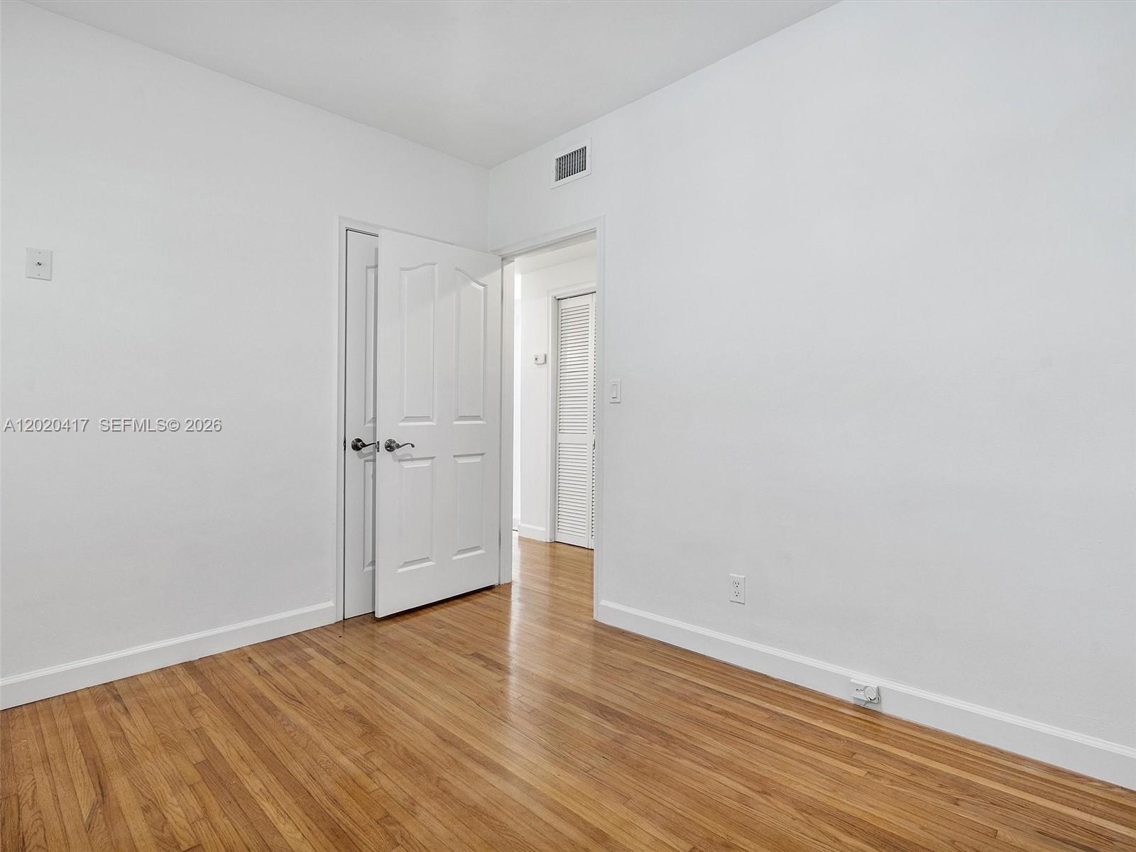 731 Sistina AV # 0