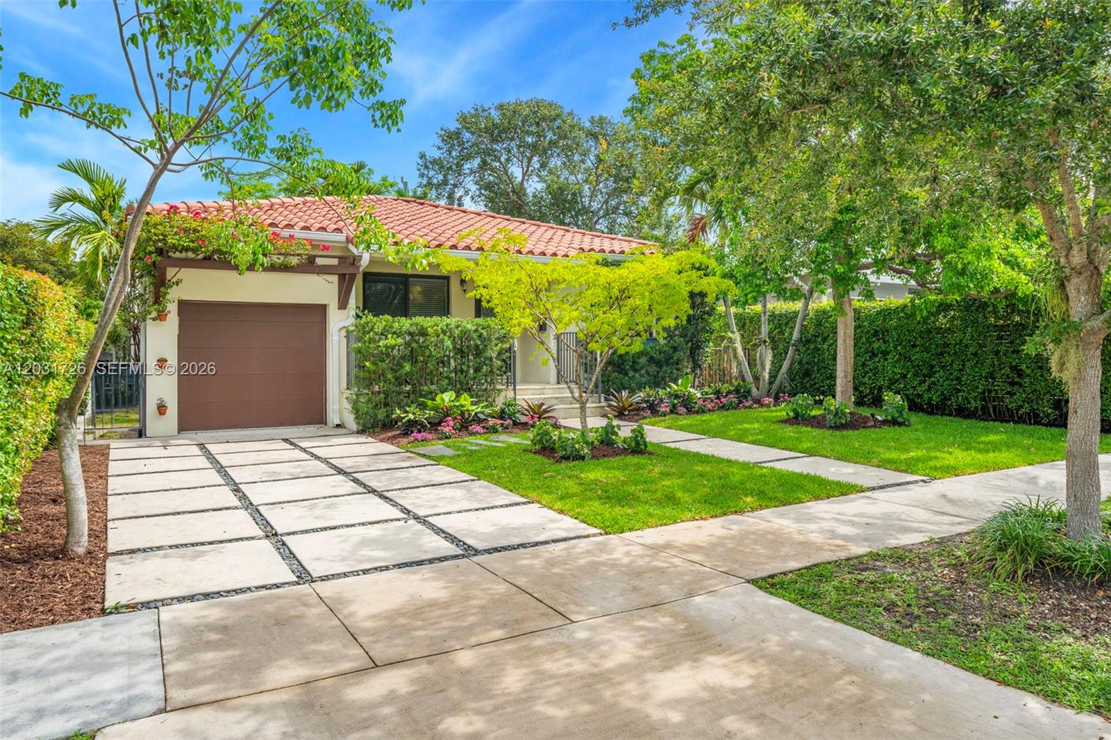 2241 SW 25th Ter