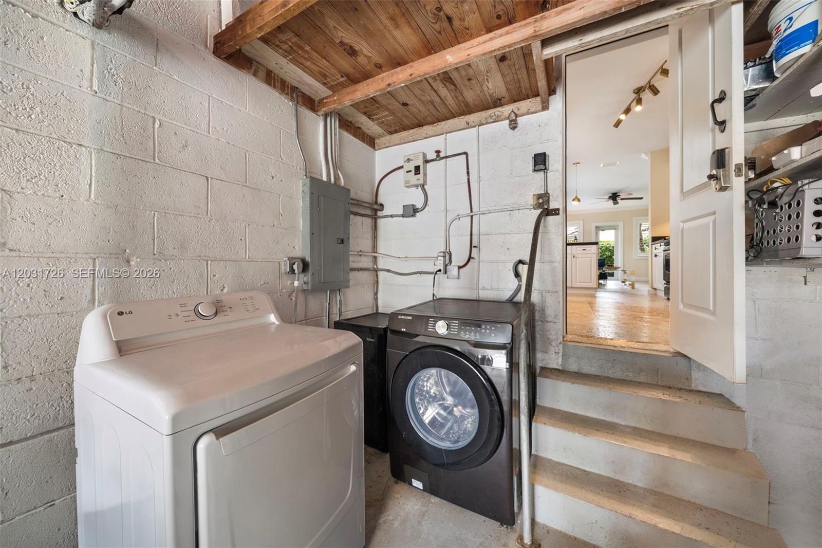 2241 SW 25th Ter