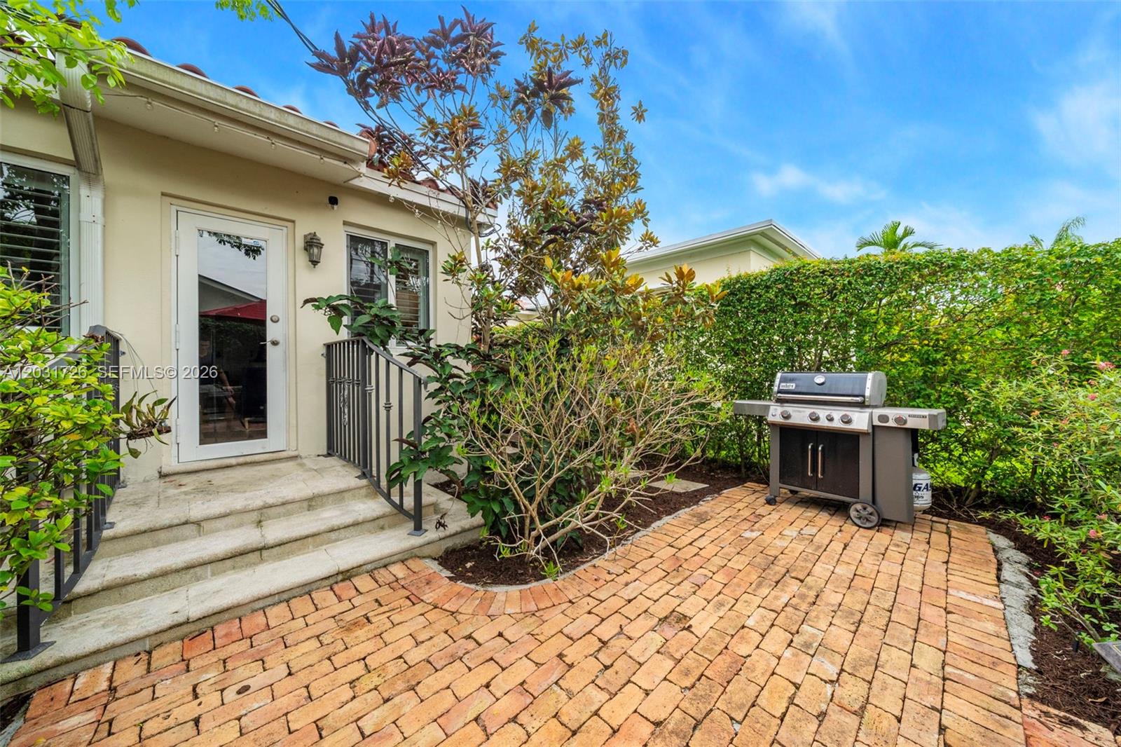 2241 SW 25th Ter