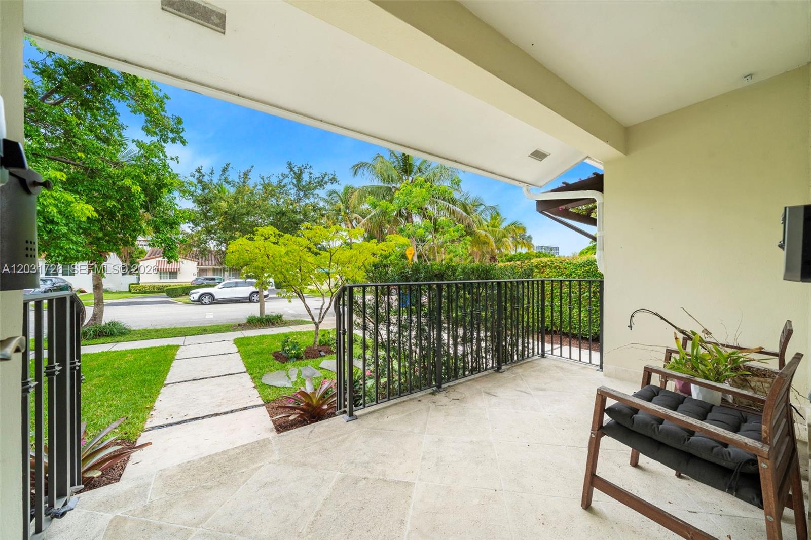 2241 SW 25th Ter