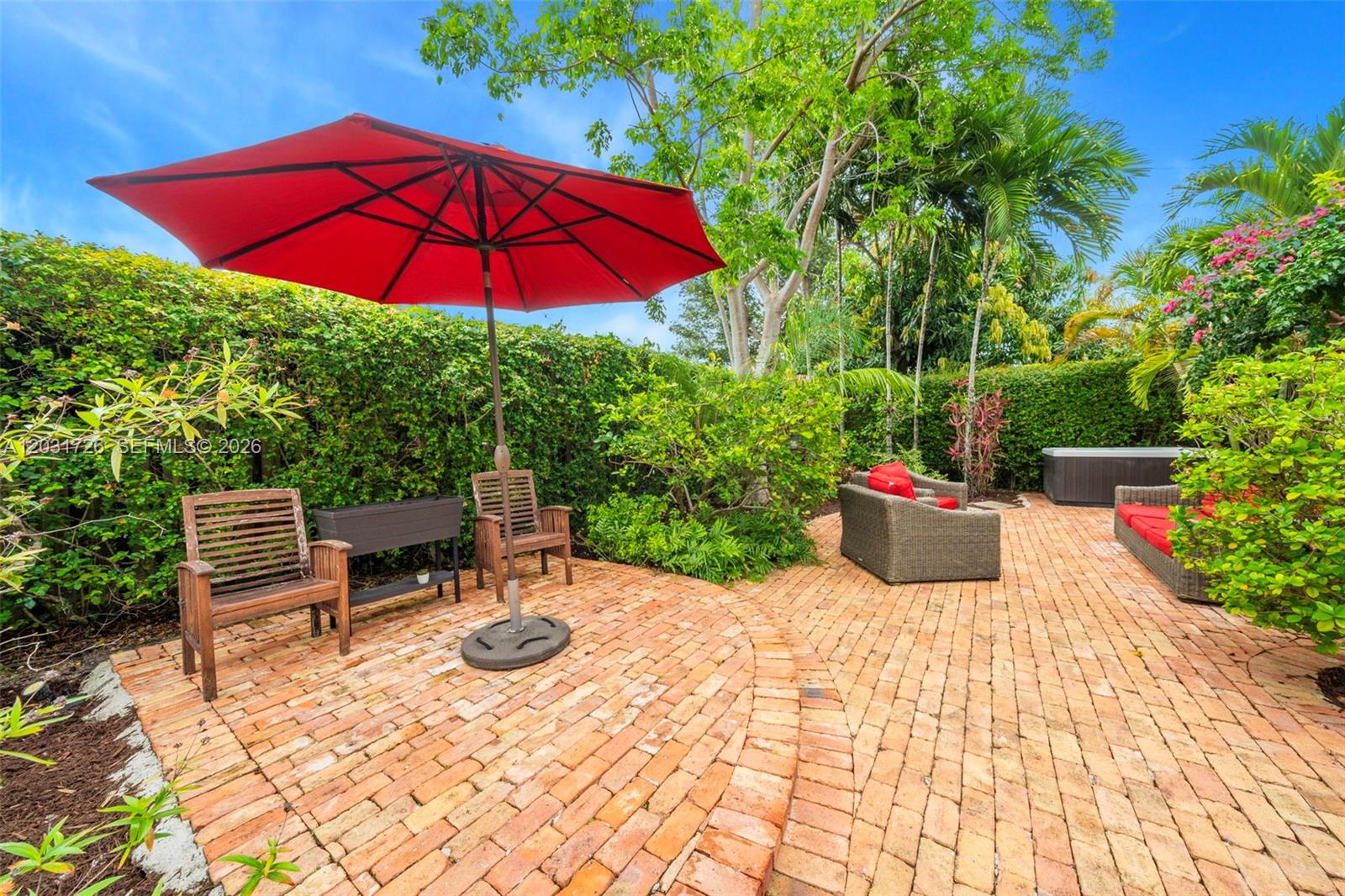 2241 SW 25th Ter