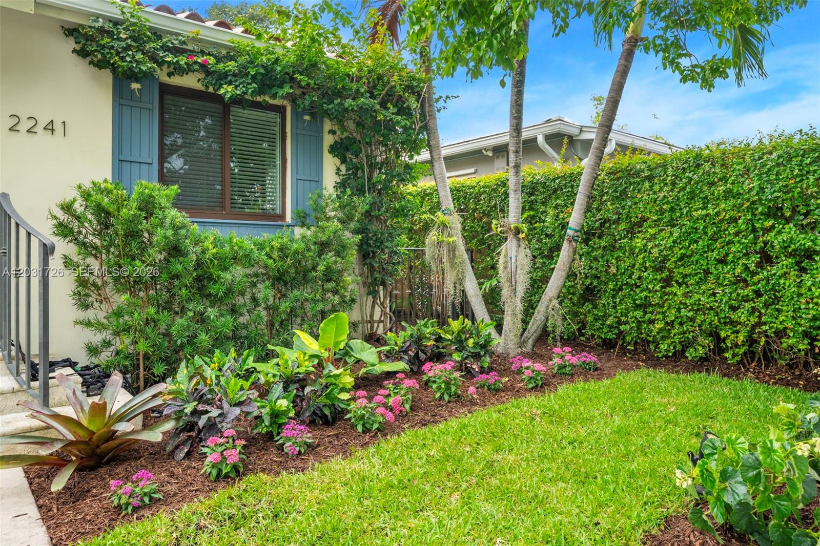 2241 SW 25th Ter