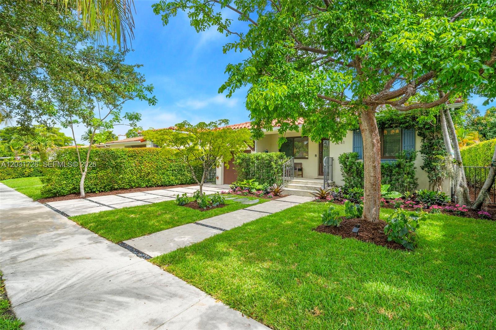 2241 SW 25th Ter