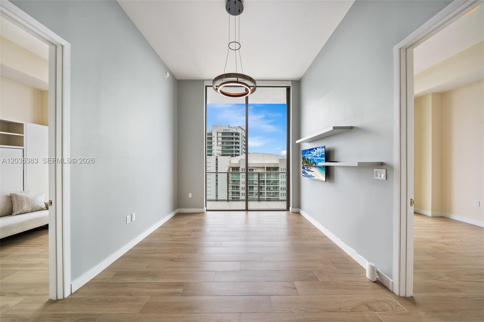 2655 S bayshore drive # 1906