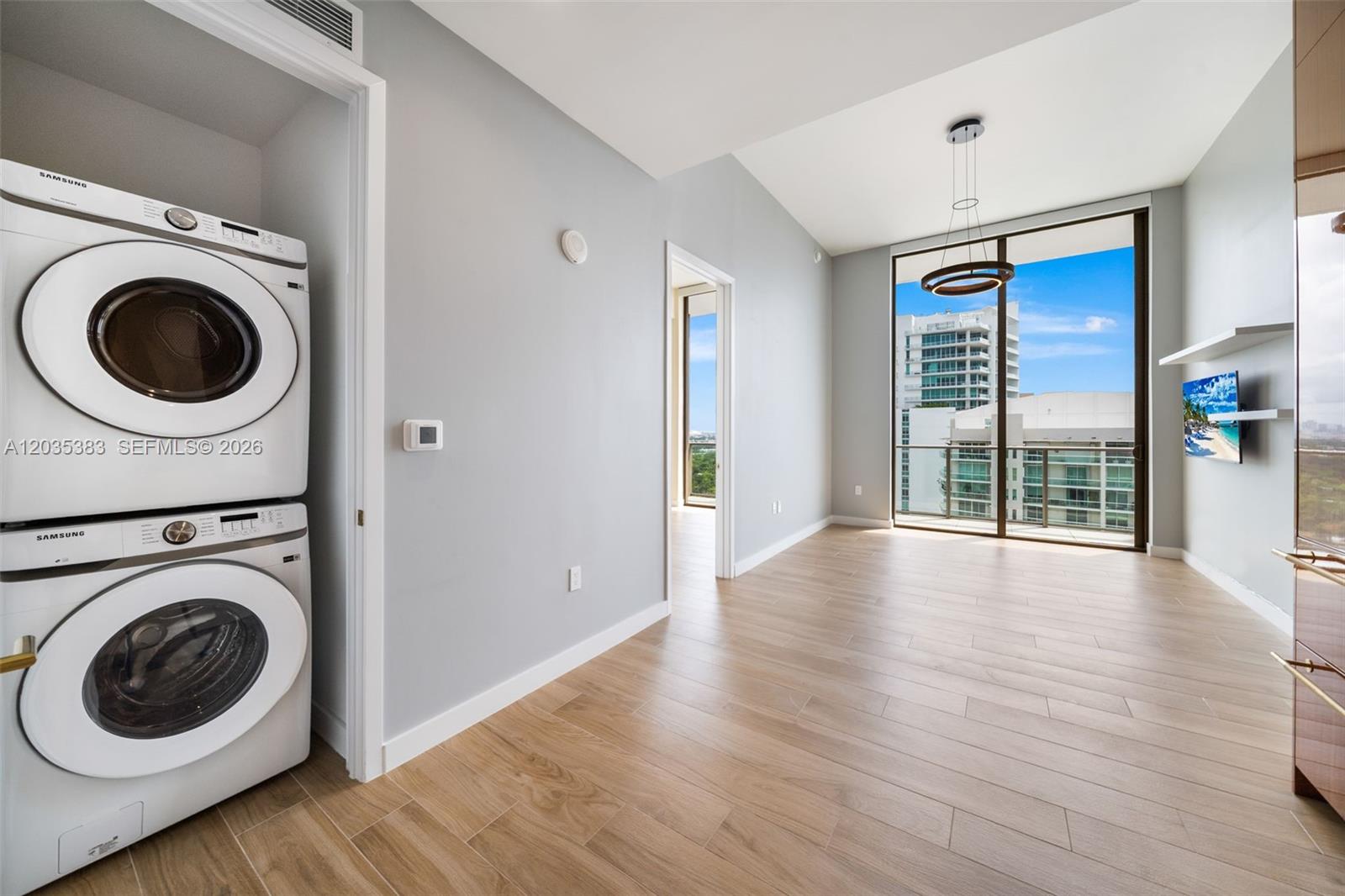 2655 S bayshore drive # 1906
