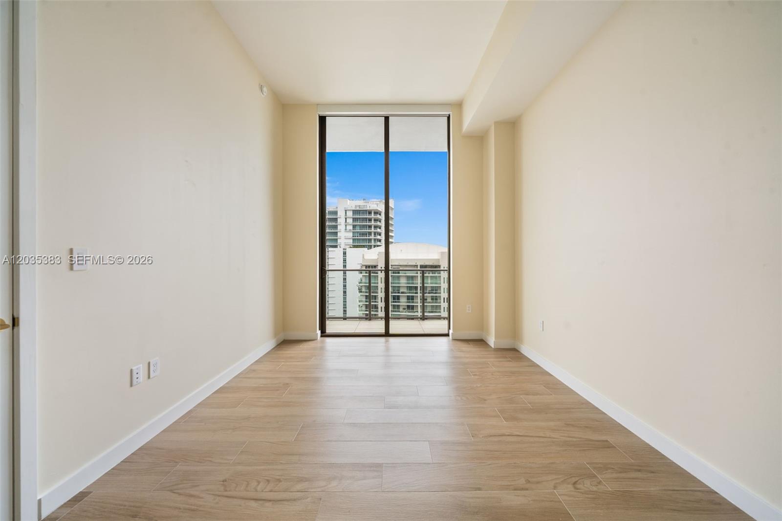 2655 S bayshore drive # 1906