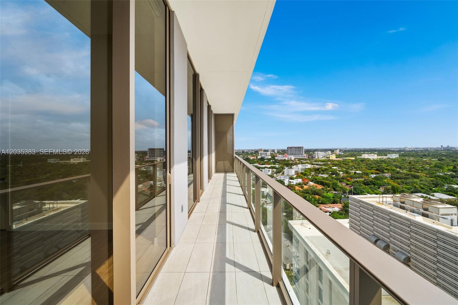 2655 S bayshore drive # 1906