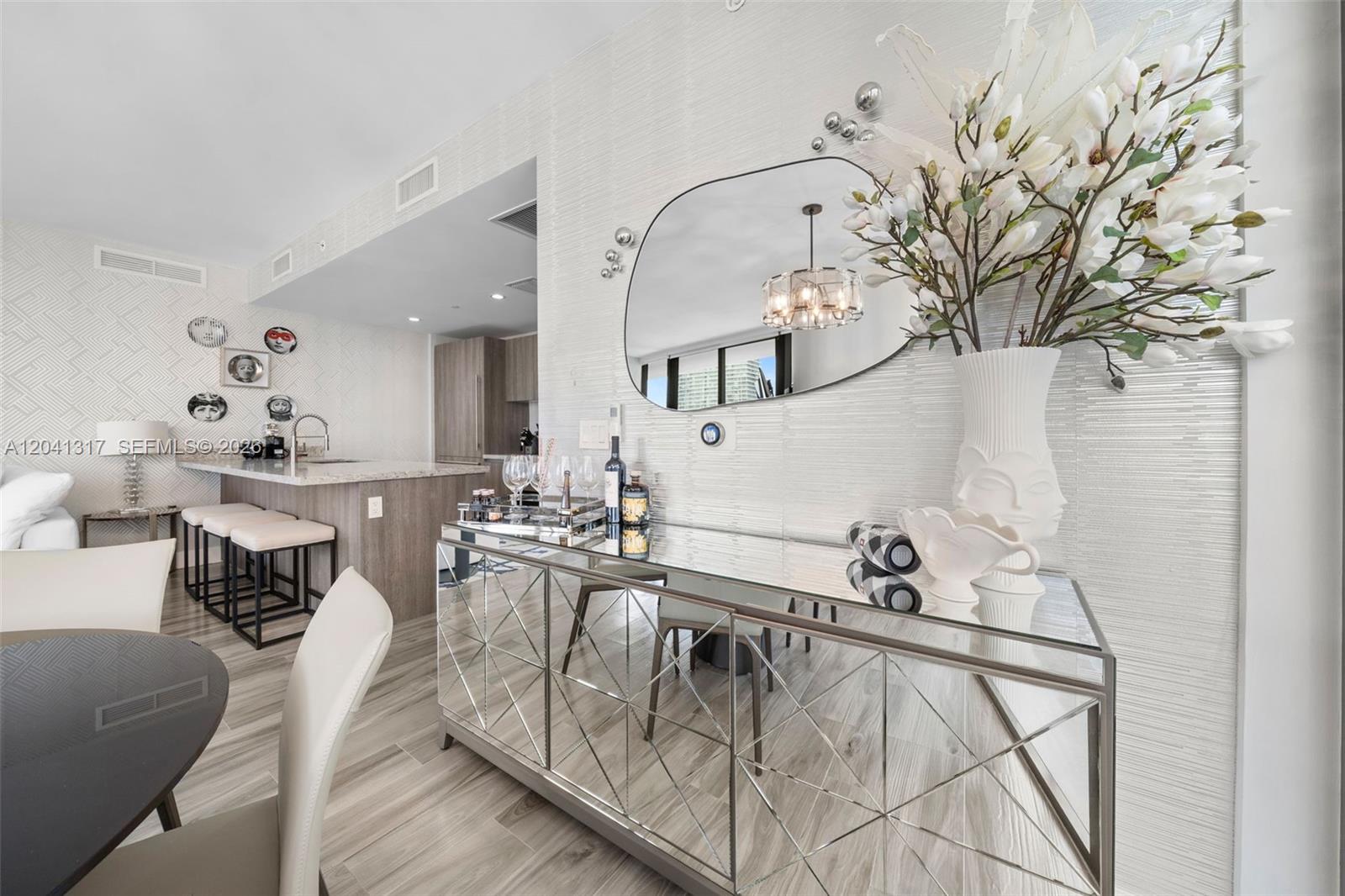 801 S Miami Ave Unit: 1604