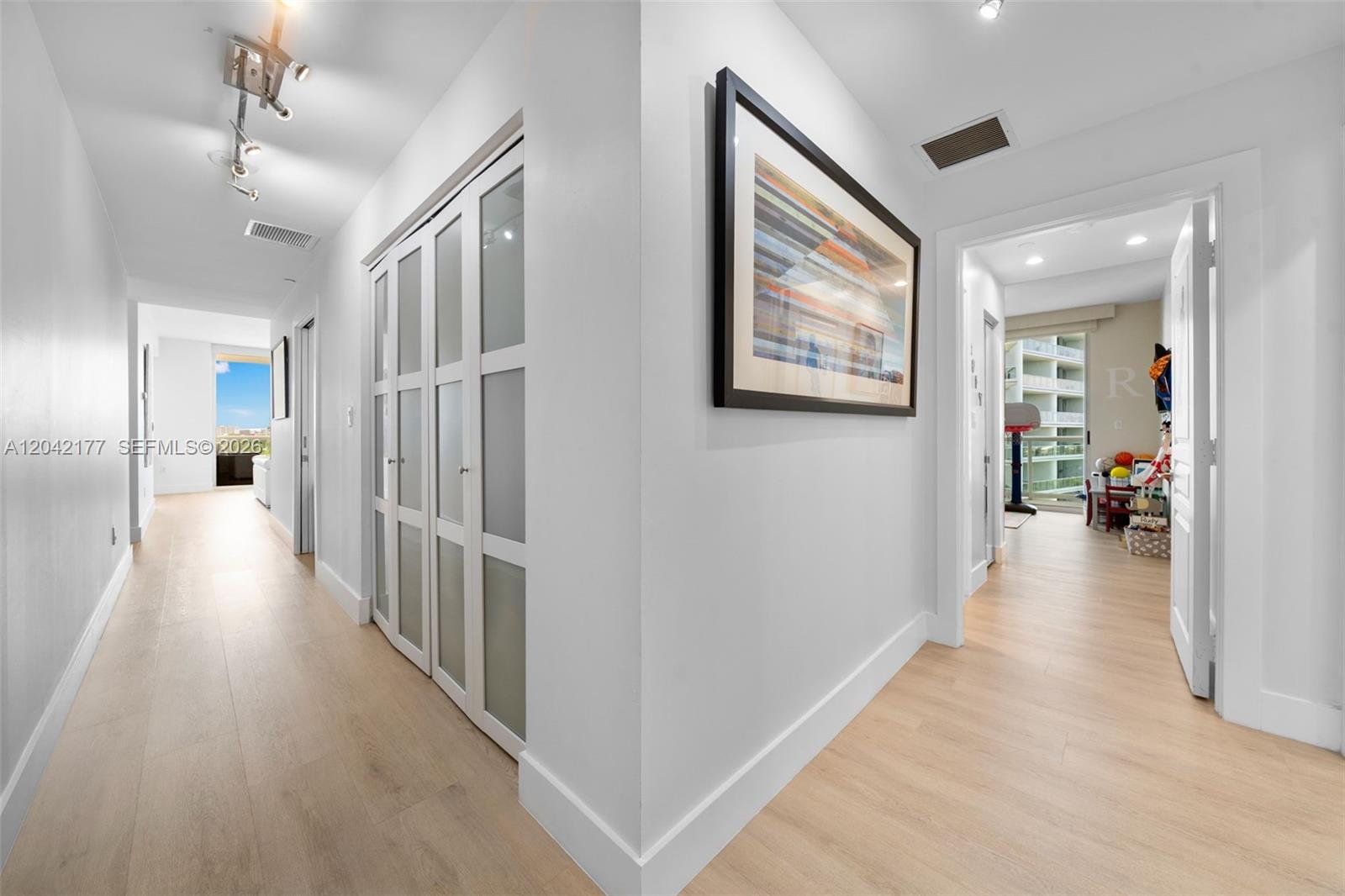 2645 S Bayshore Dr # 601