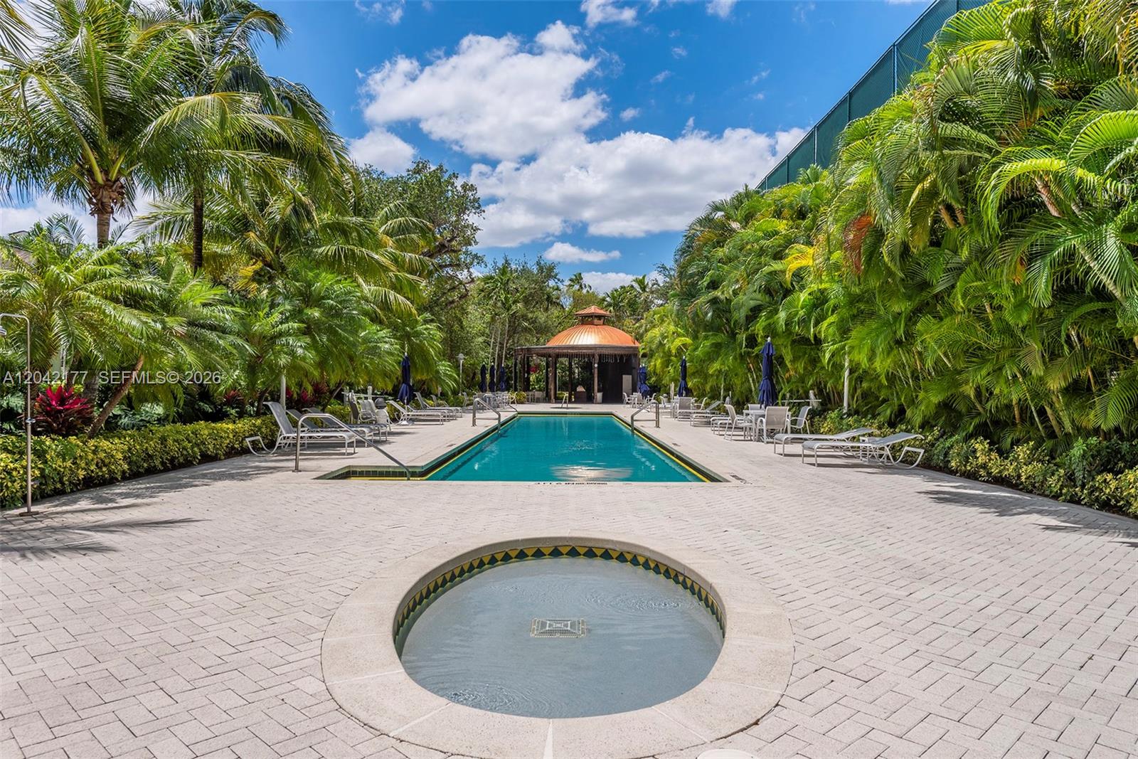 2645 S Bayshore Dr # 601