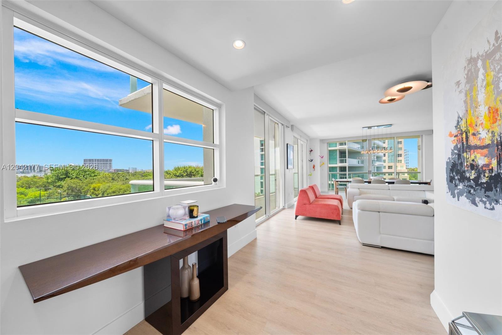 2645 S Bayshore Dr # 601