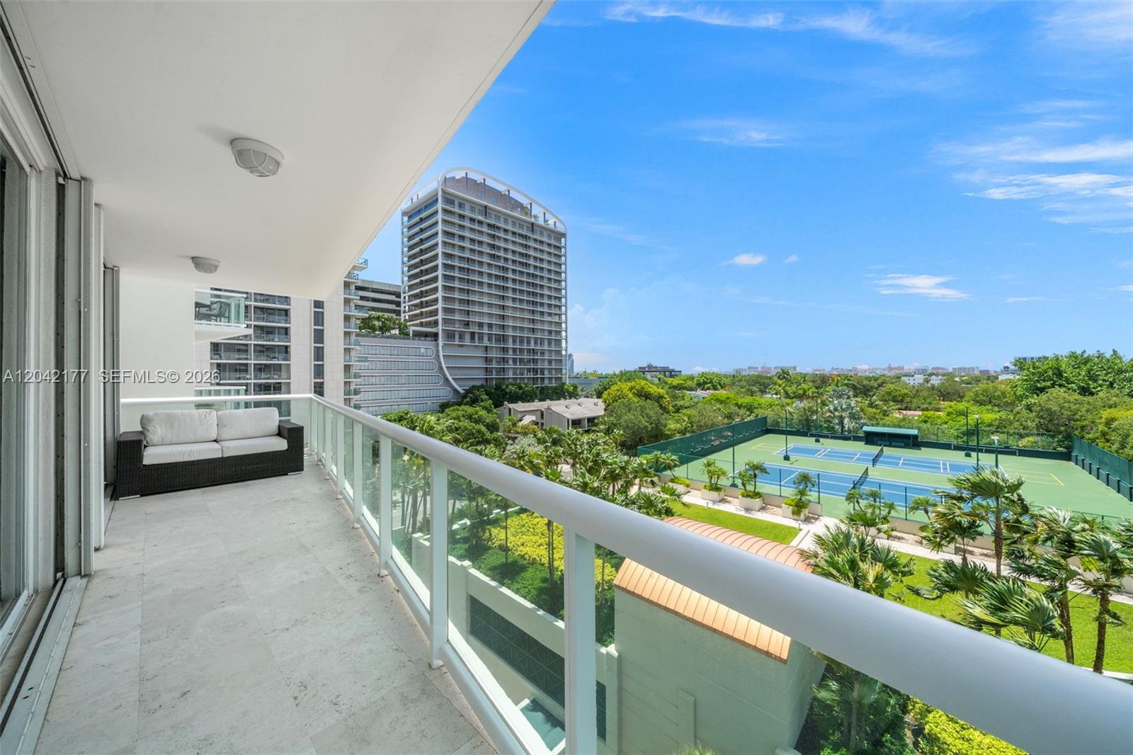 2645 S Bayshore Dr # 601