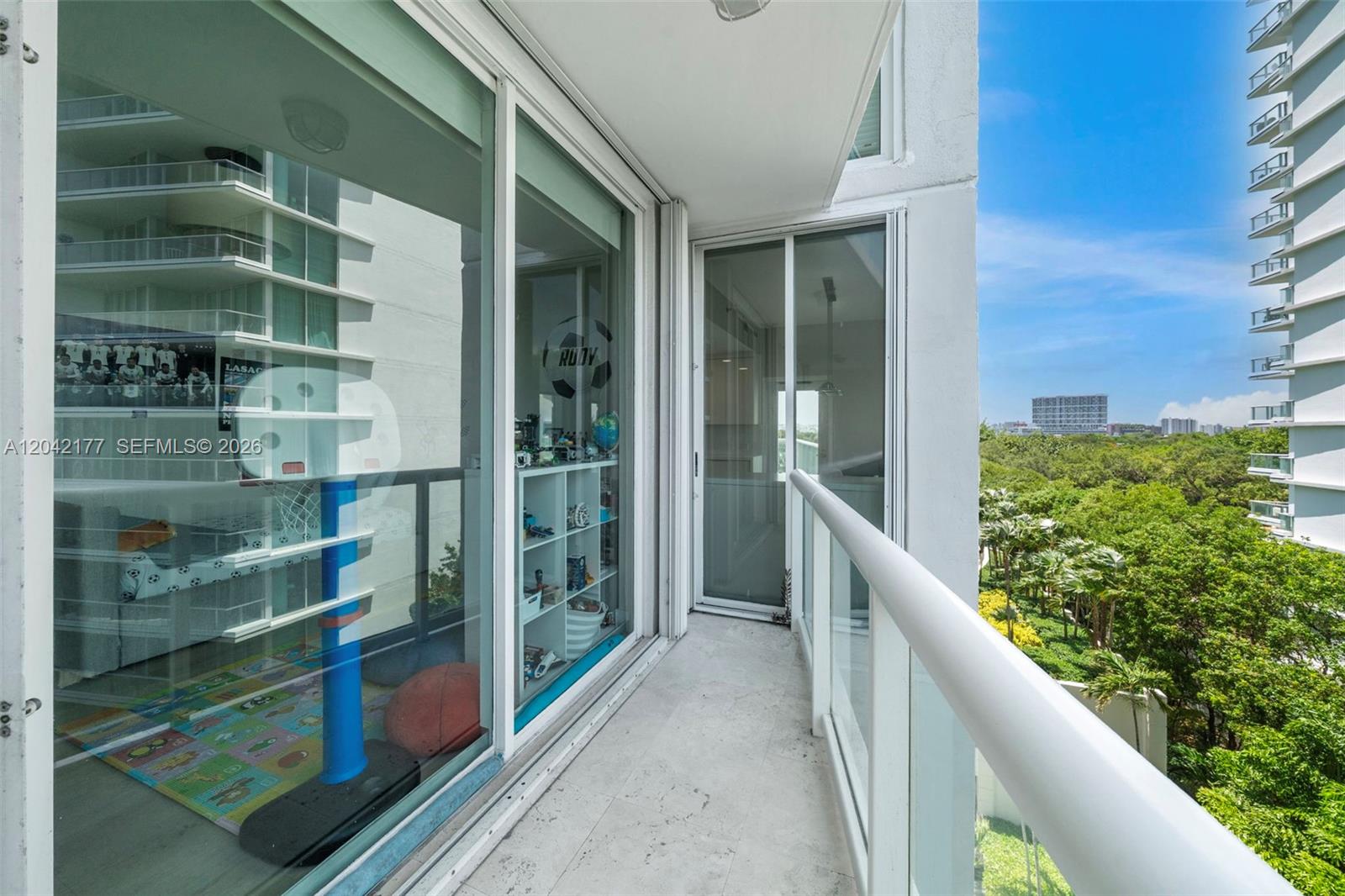 2645 S Bayshore Dr # 601