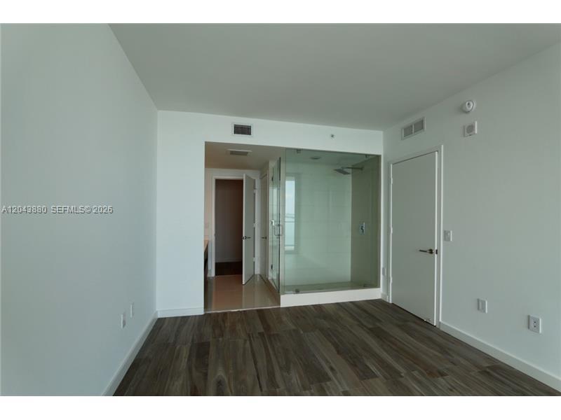 460 NE 28 STREET # 2805